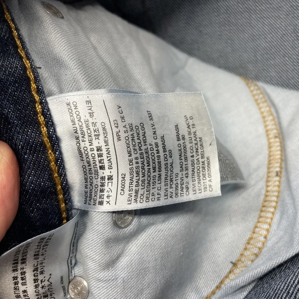 Levi's Jeans Mens 42x30 Blue 550 Relaxed Fit Tapered Leg Denim Pants